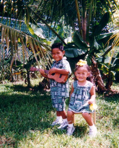Iose and Jaime in the backyard in Ft. Lauderdale.